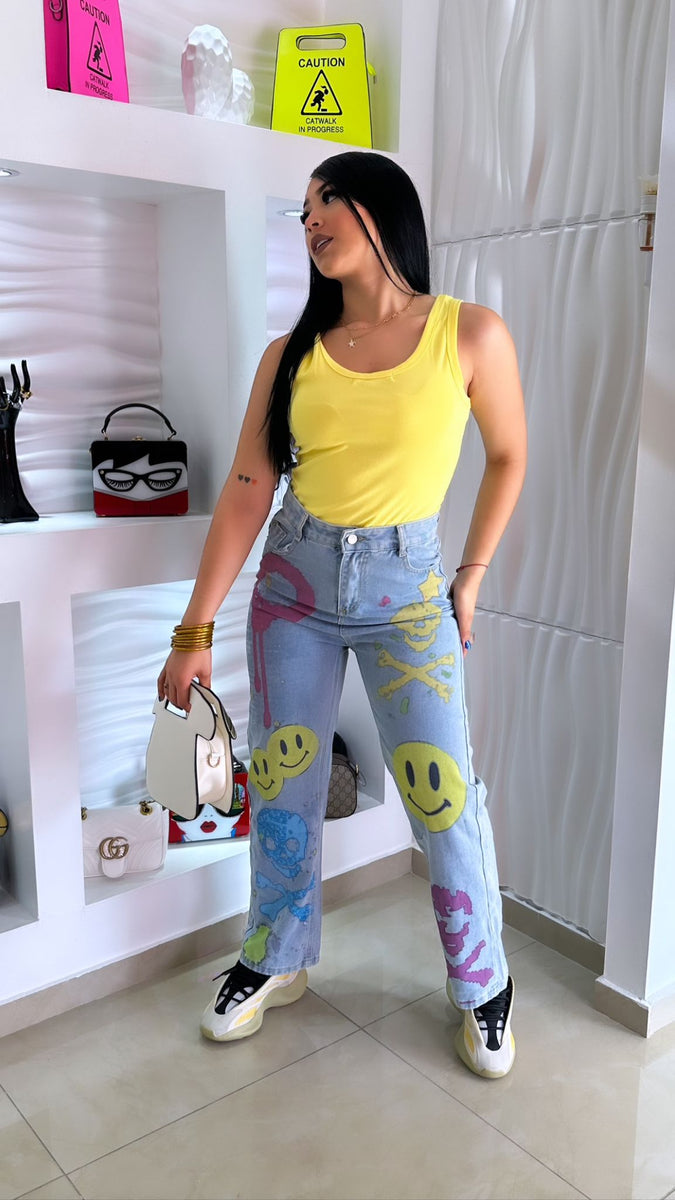 SMILEY JEANS – On Point Girls by Yari