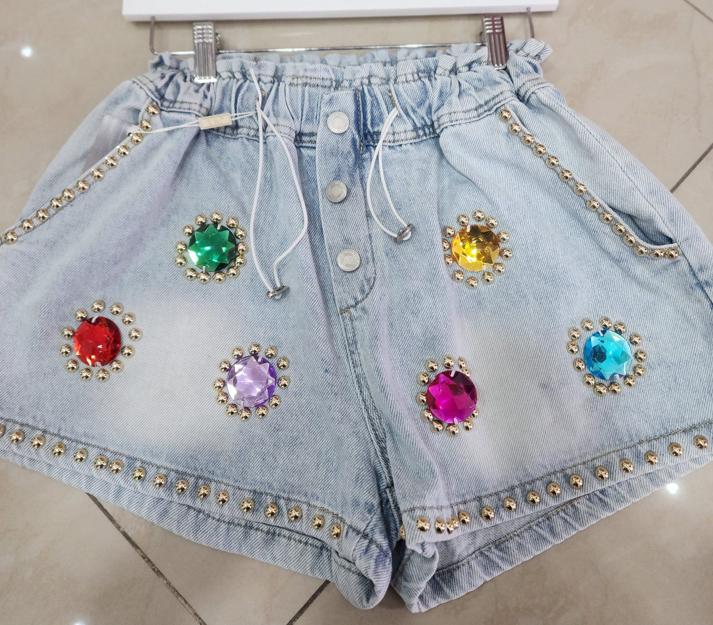 GEMS SHORT 🤩