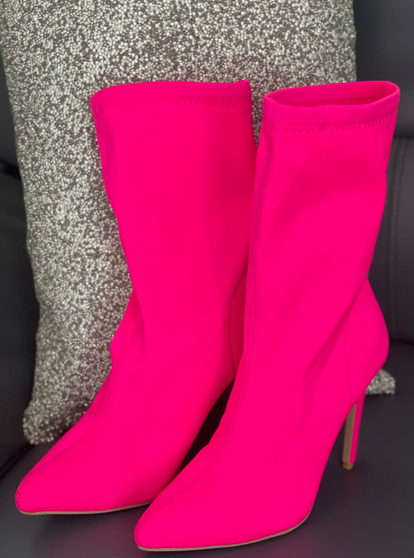 ROSE FUSHIA BOOTS💖